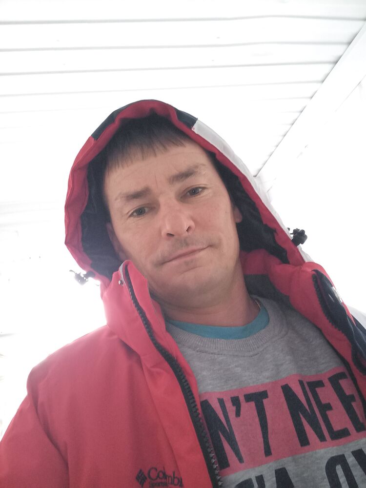  49920887  Sergey, 40 ,    