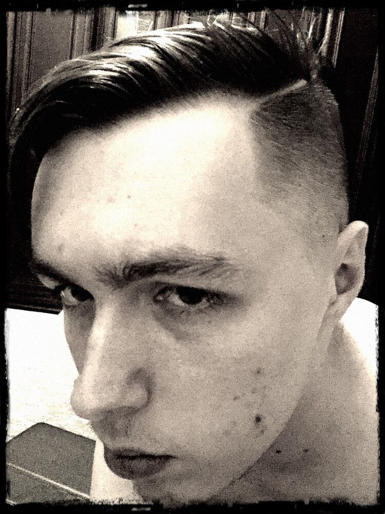  ,   Eddie, 32 ,     , c 