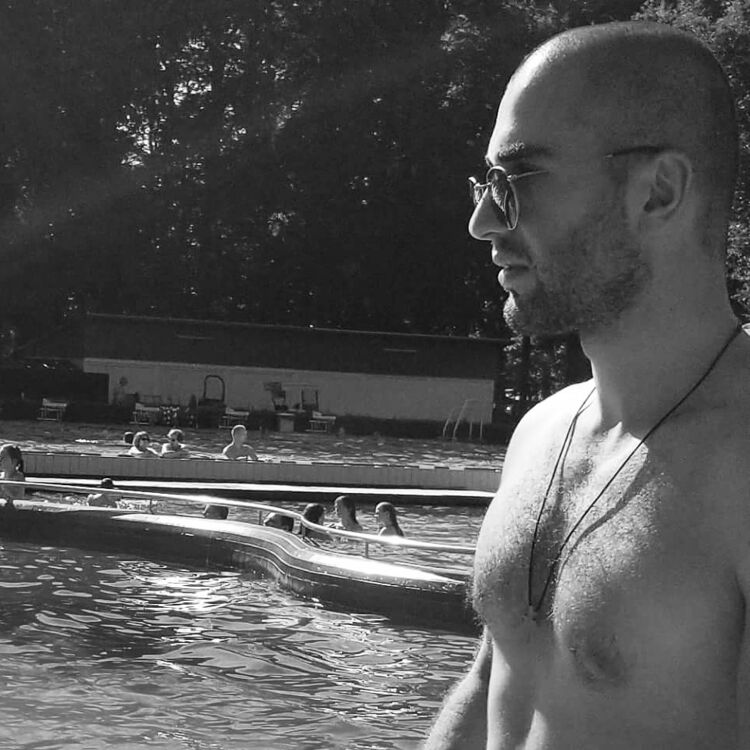  13448467  Sergi, 35 ,    