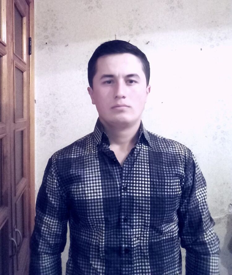  11747047  Maks, 30 ,     