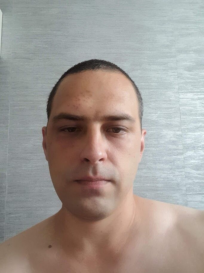  40966977  , 35 ,    