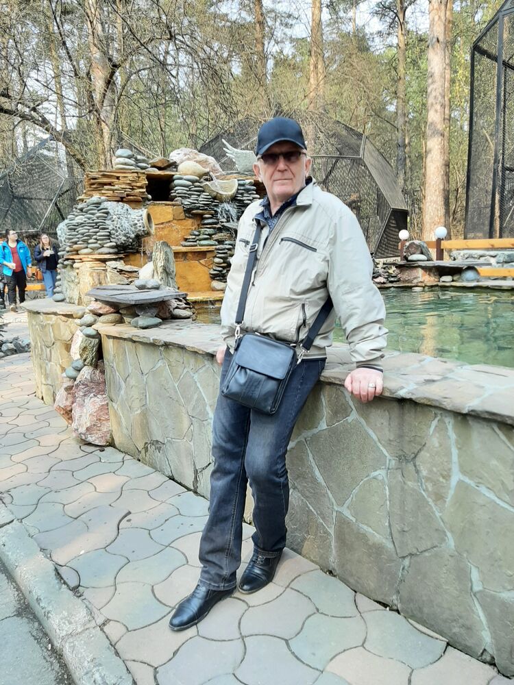 ���� 22889417 ������� ����, 63 ����, ���� ���������� � ������������