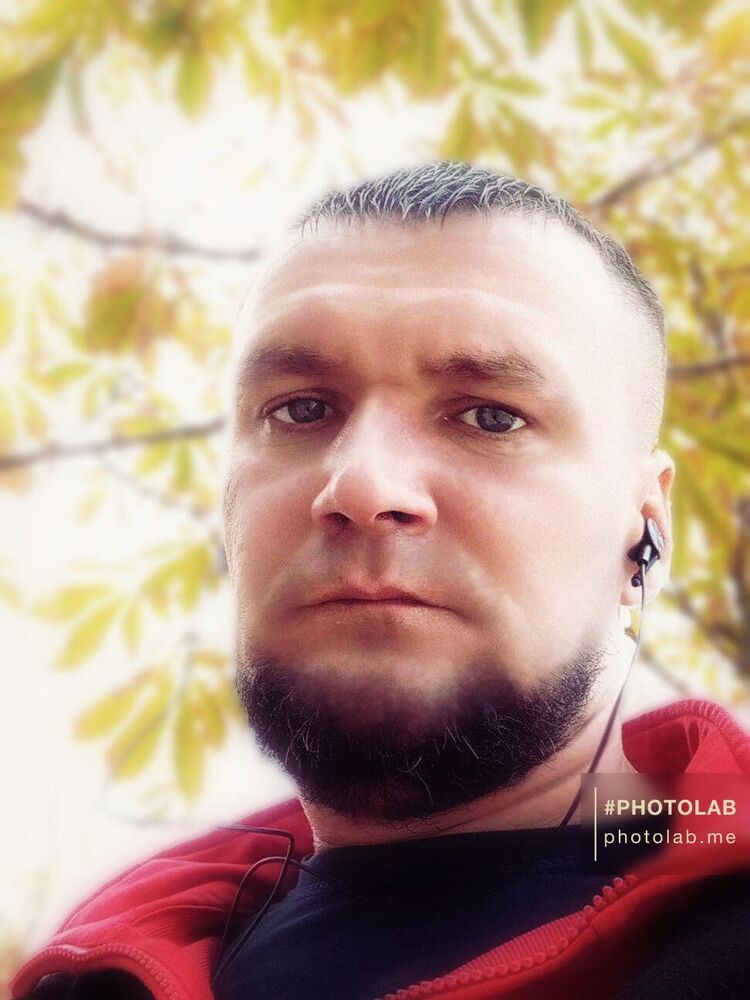  38644087  Sergei, 38 ,    