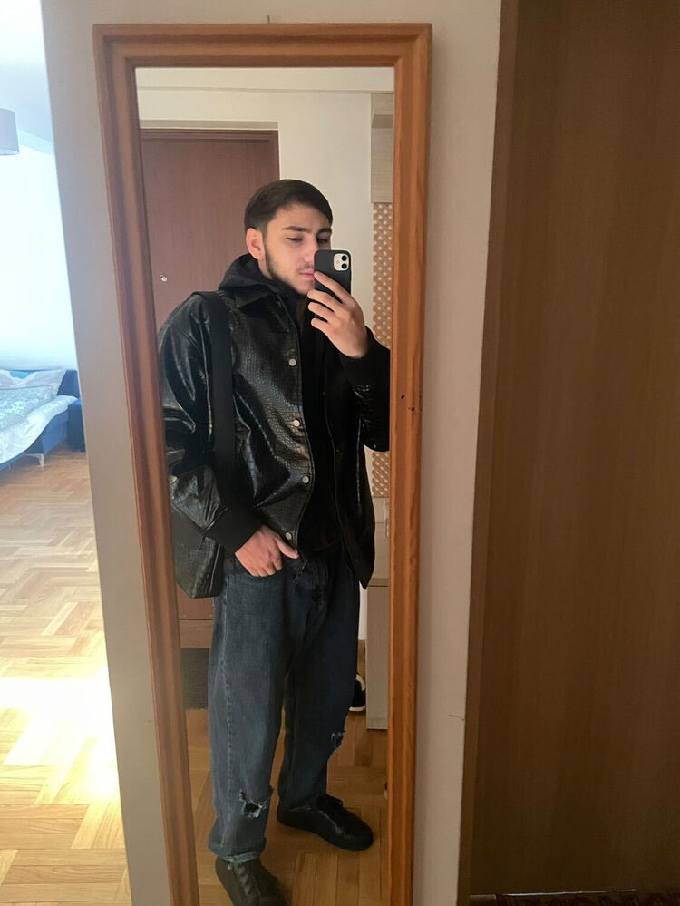 ���� 35756377 ����� ������, 23 ����, ���� ���������� � ��������