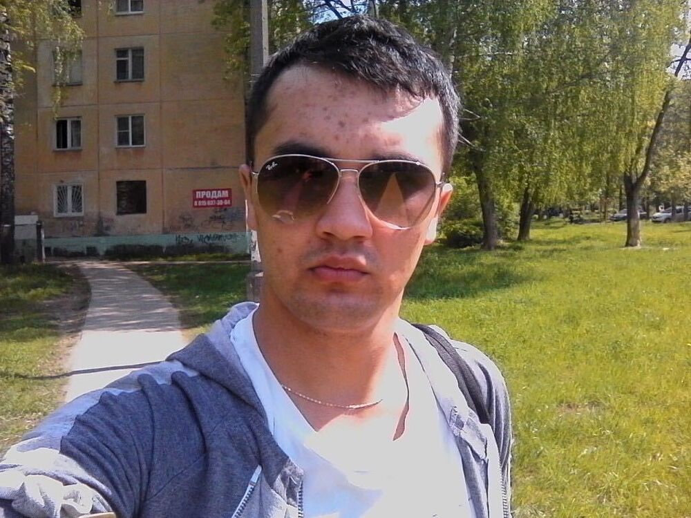  25899867  Ilyas, 30 ,    