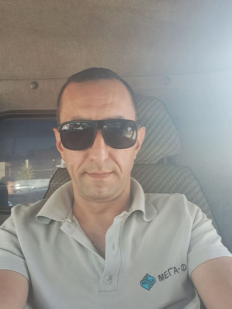  52357847  , 39 ,    