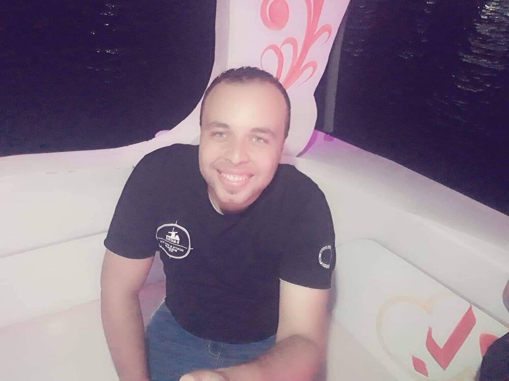  53153247  Mahmoud, 31 ,    