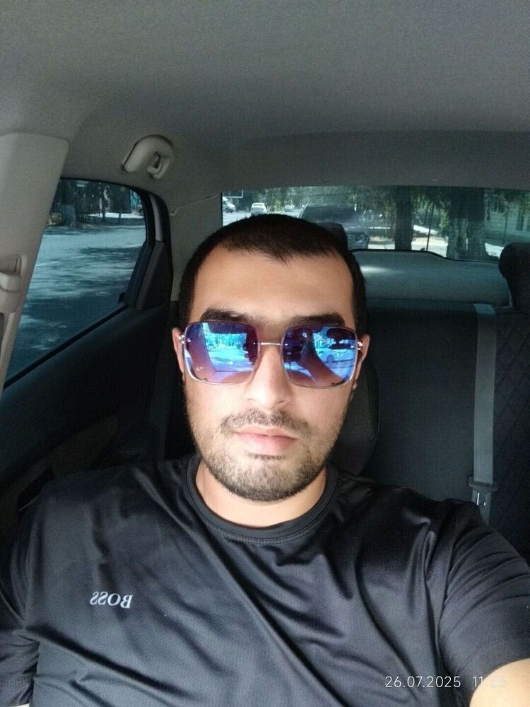  52789007  Shah, 29 ,    