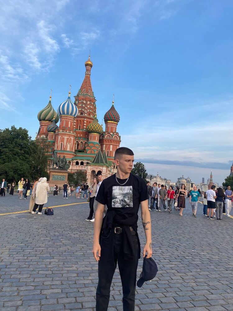  53333877  Vadim, 21 ,    -