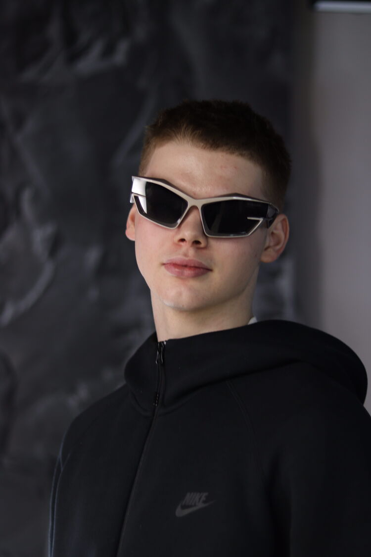 ,   , 18 ,   ,   