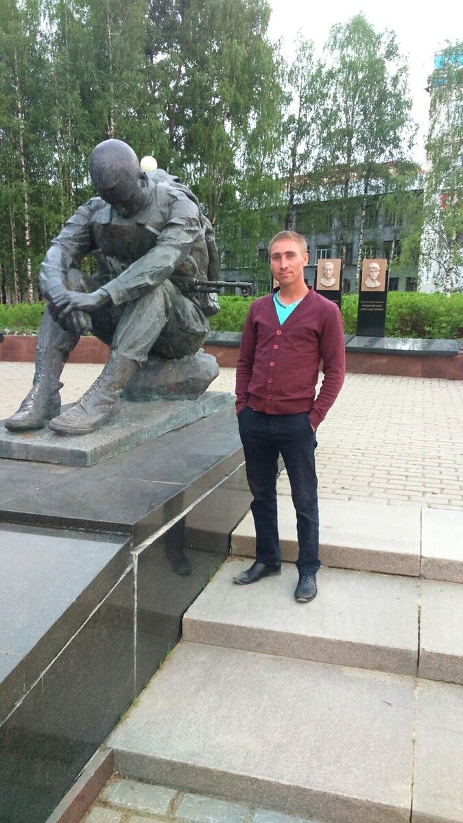  11559937  Nikolai, 37 ,     