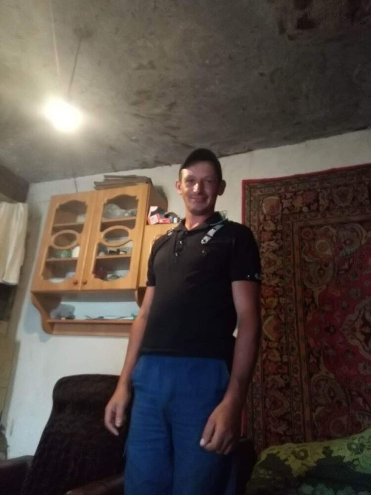  23676617  , 44 ,    