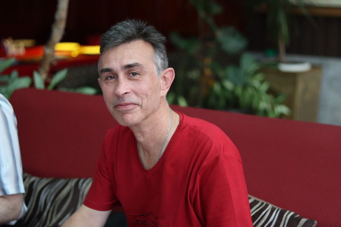  ,   Didier, 56 ,   ,   , c 