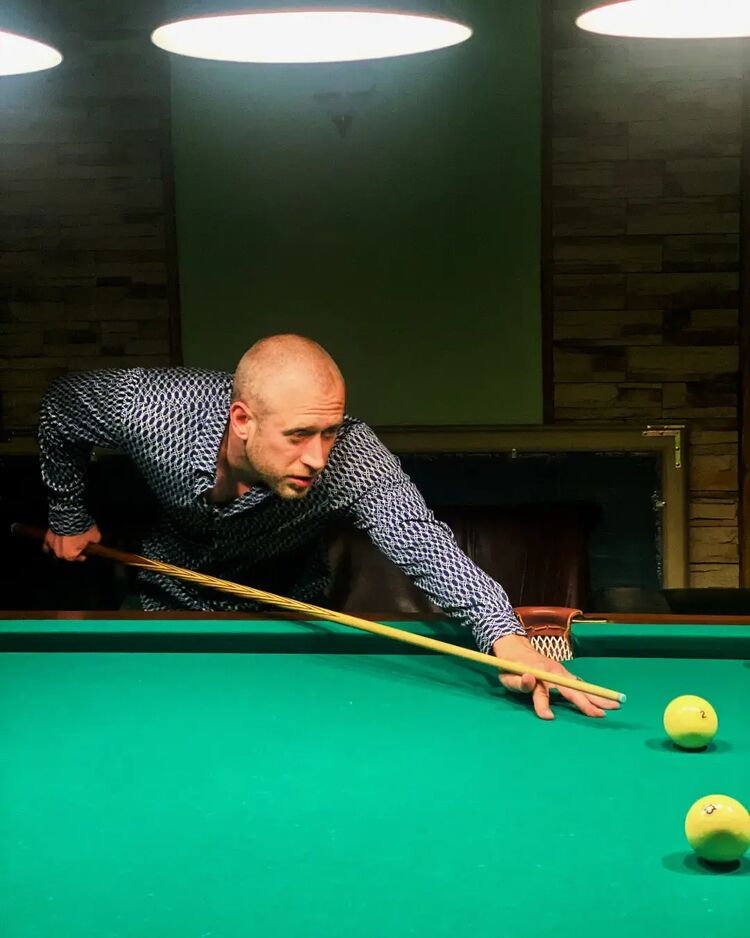  --,   , 37 ,   c 