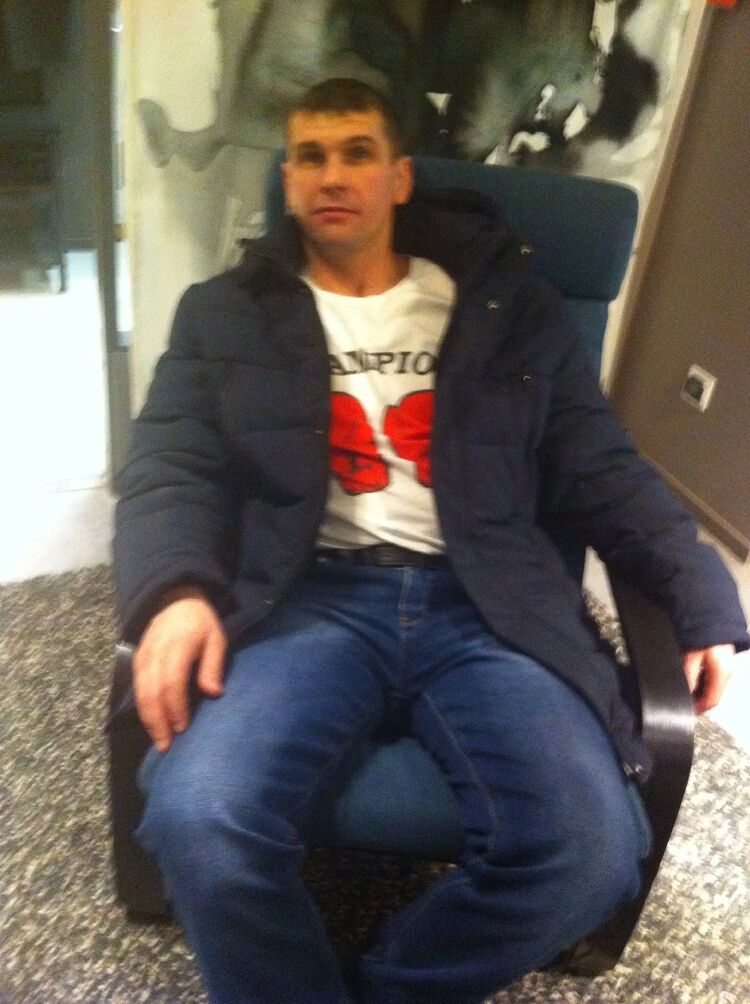  ,   Ivan, 43 ,   ,   , c 
