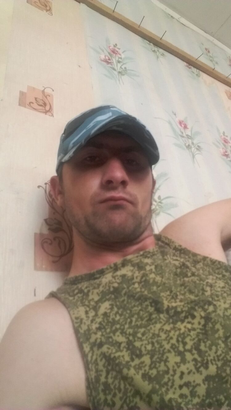  23793237  Ը, 33 ,    -