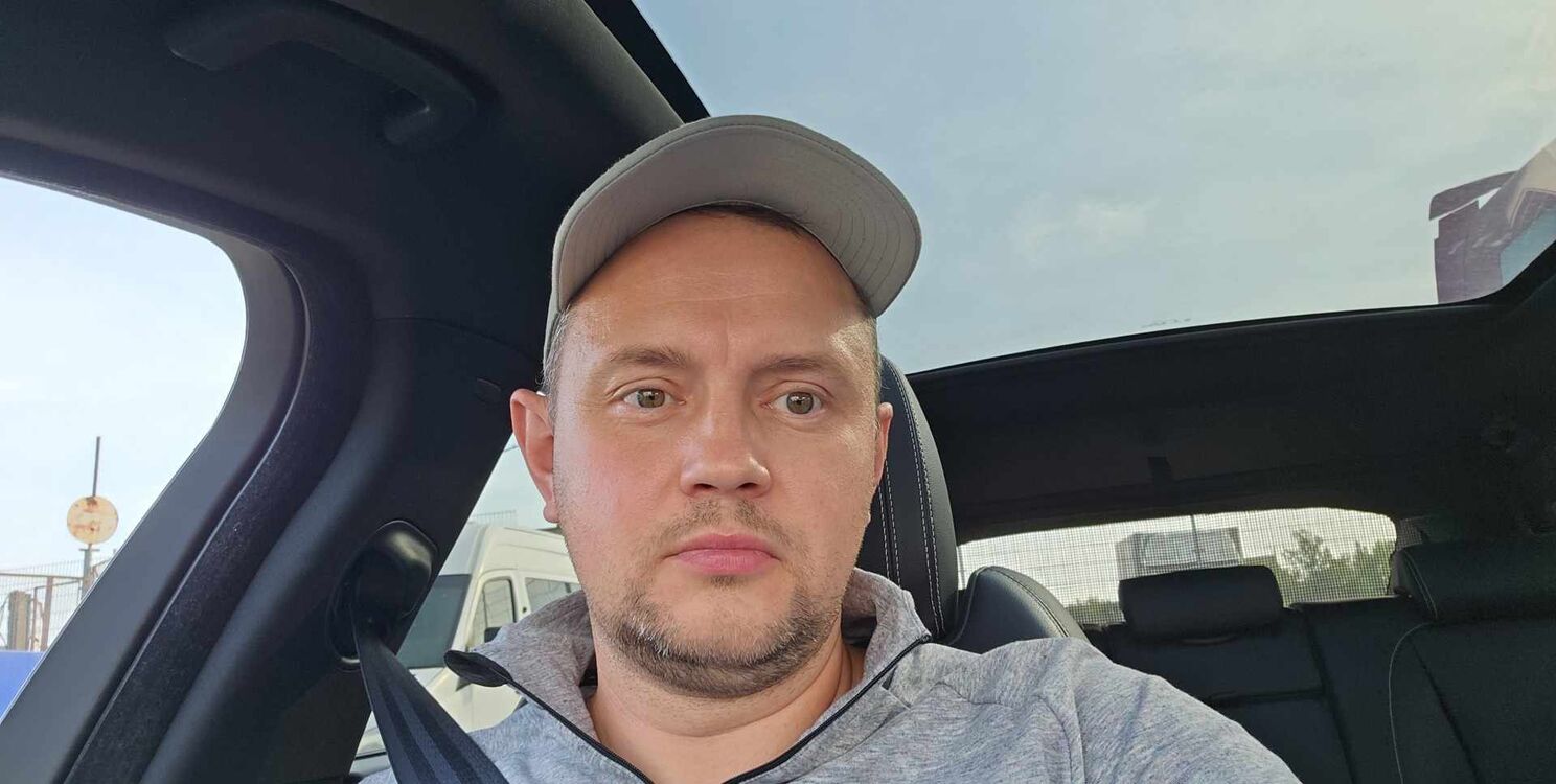  53636527  Dmitrij, 44 ,    