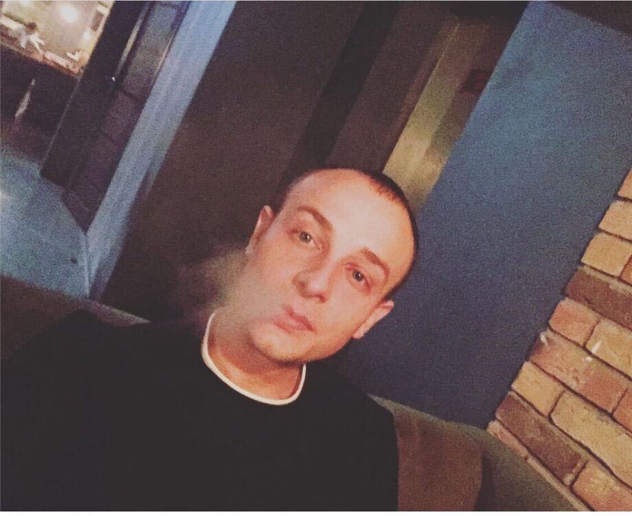  ,   Anton, 38 ,   ,   , c 