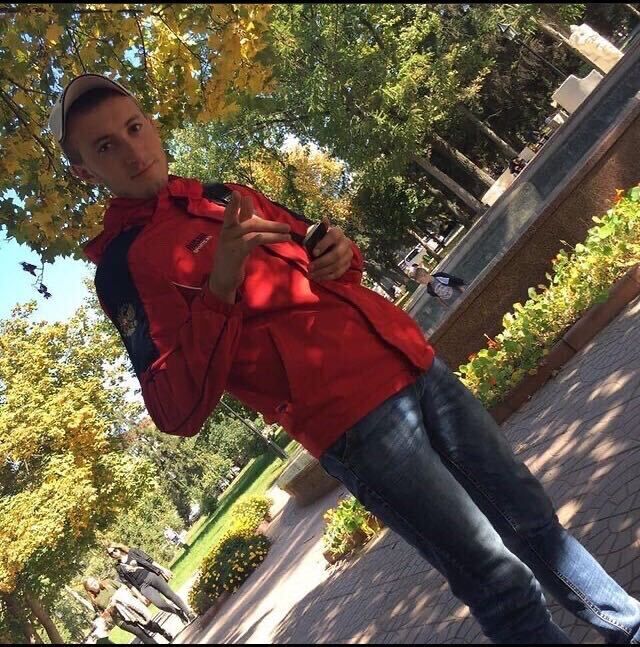  25933837  , 23 ,    