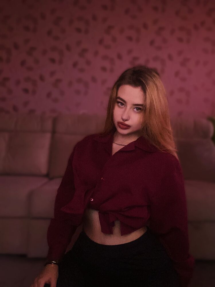  ,   Ekaterina, 21 ,   ,   , 