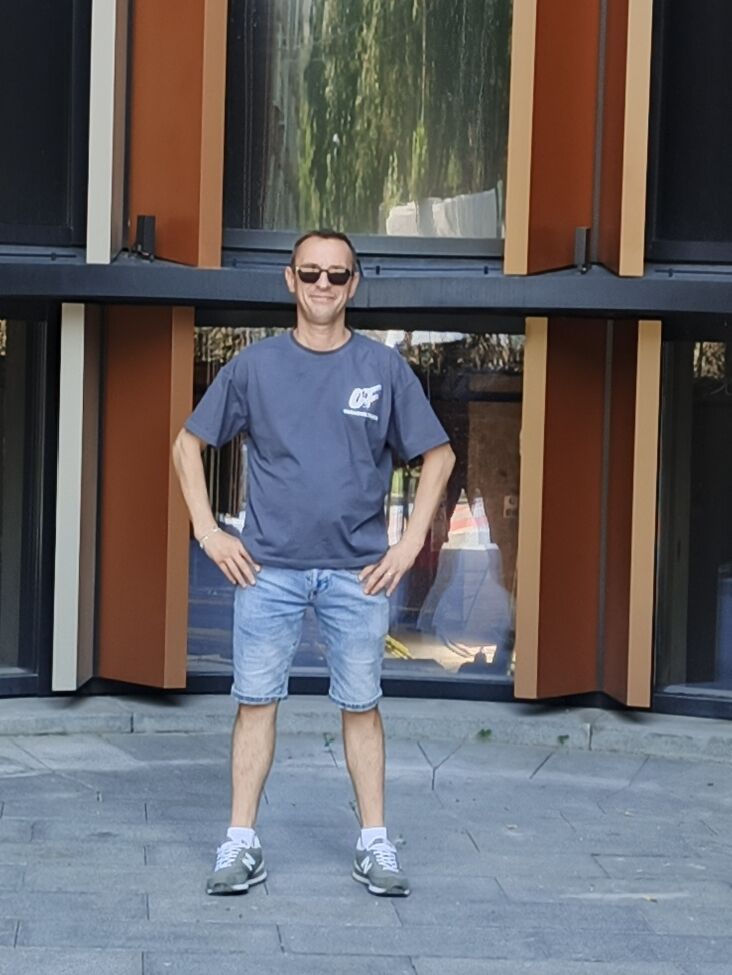  54300477  Vasily, 41 ,    