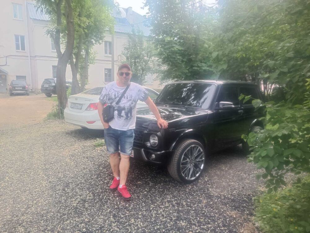  53413737  Ssssk, 41 ,    