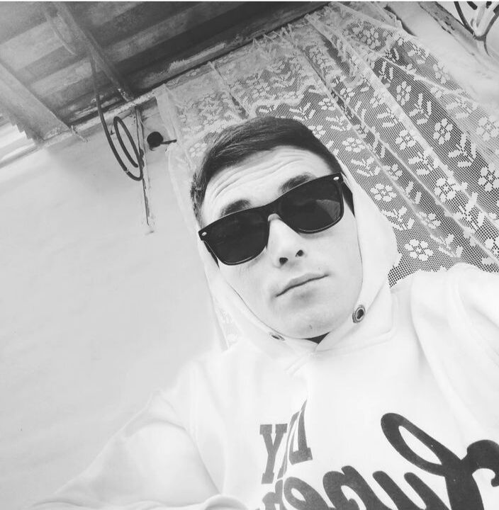  ,   Vlad, 25 ,   ,   