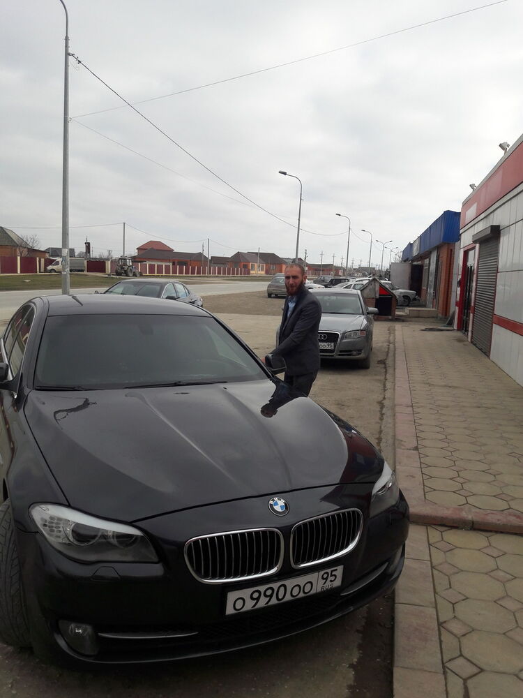  15568177  Abubakar, 38 ,    