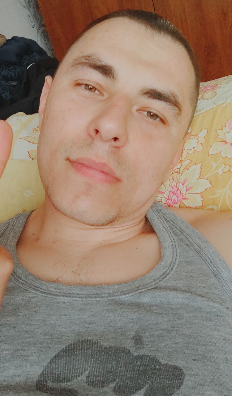  ,   Igor, 33 ,   ,   , 