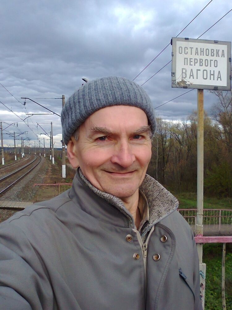  16077627  Alexander, 62 ,    