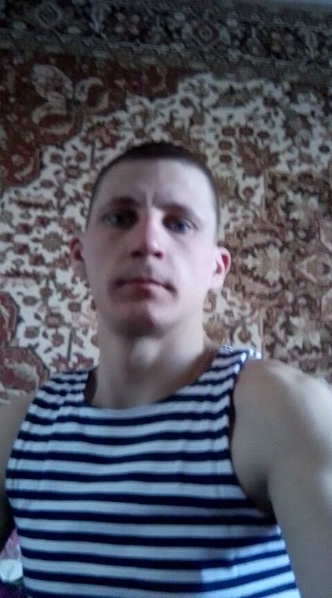  33224817  , 27 ,    