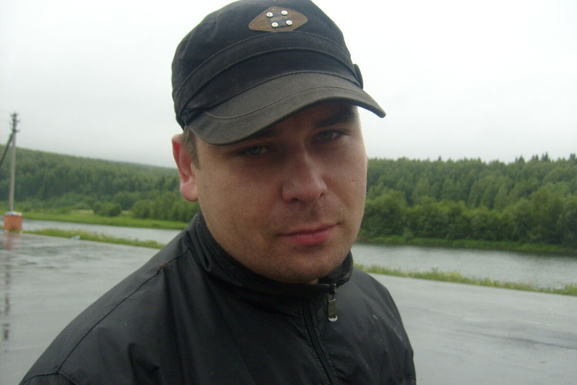  4101937  VASEV, 44 ,    