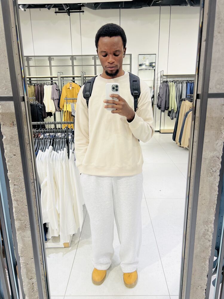  53690787  , 30 ,    -