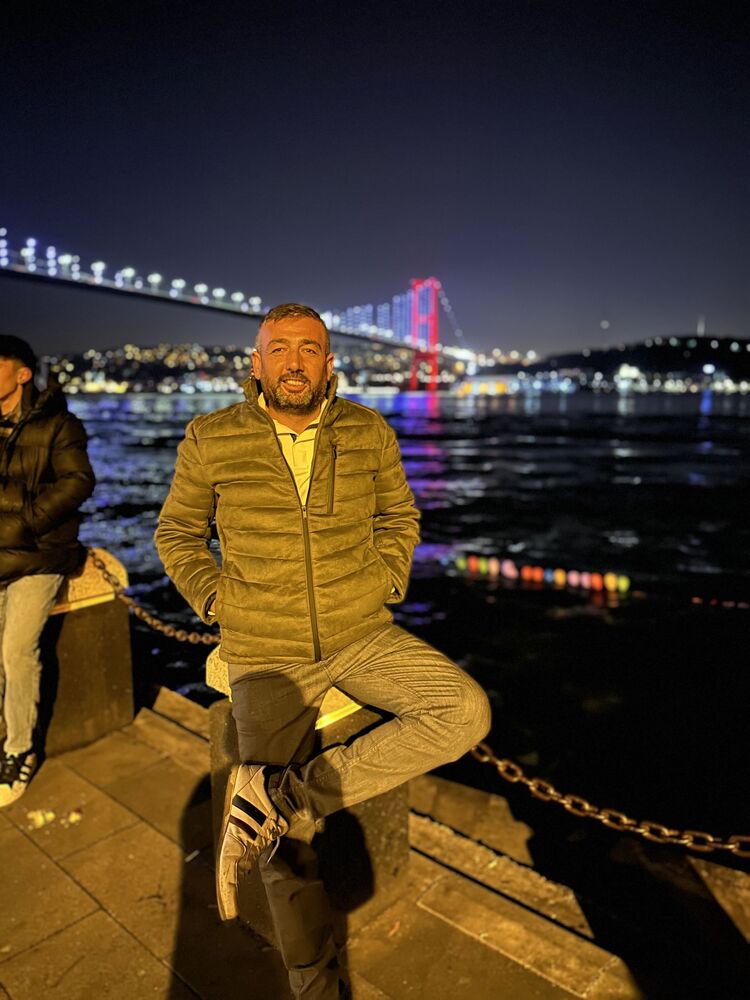  ,   Tahsin, 42 ,   