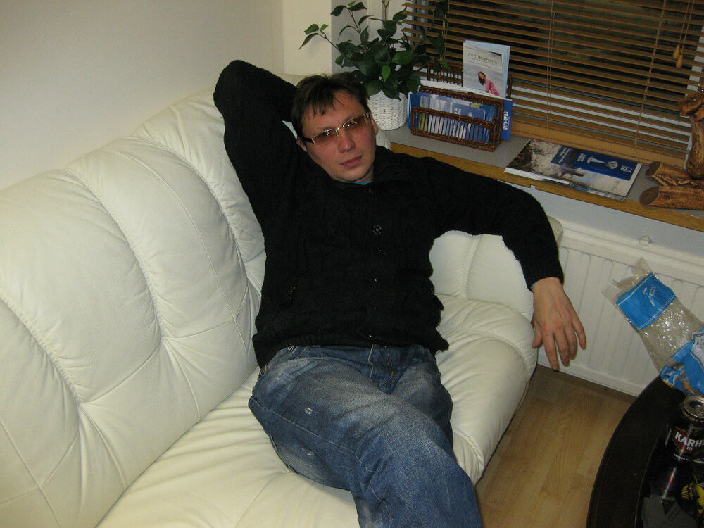  4539337  Roman, 53 ,    