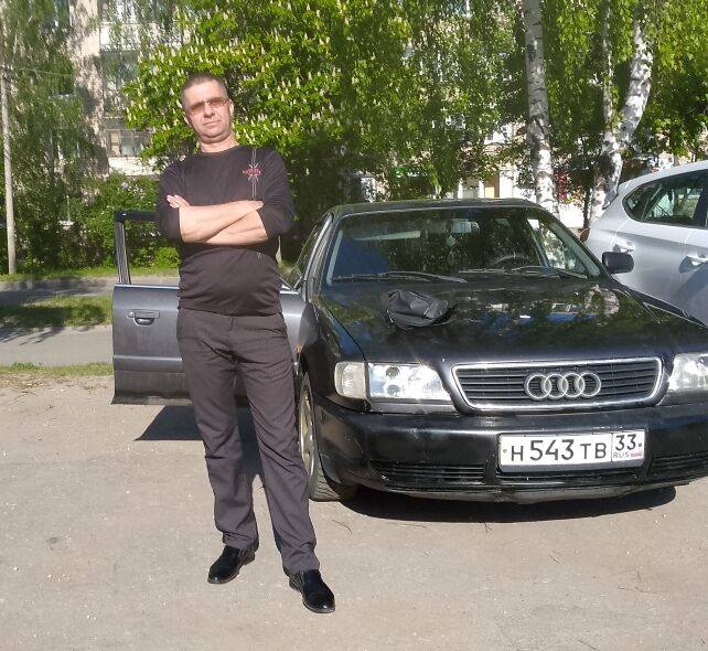  48726397  Andrei, 39 ,    