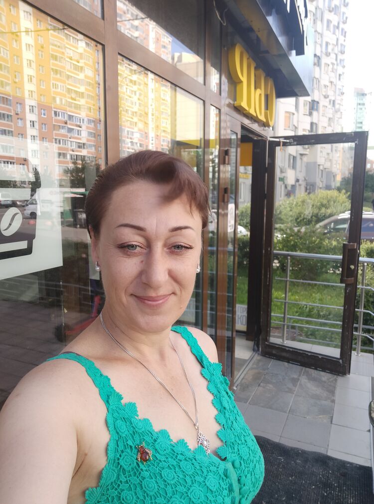  28408107  , 43 ,    