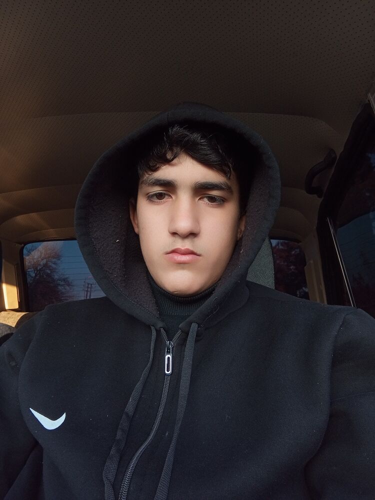  ,   Pervin, 18 ,   ,   