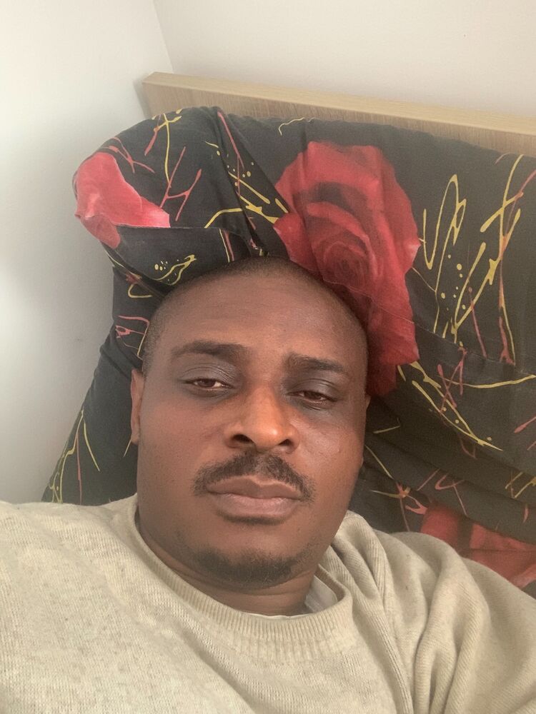 ���� 55627567 ������� OKEZIE, 39 ���, ���� ���������� � Lambeth