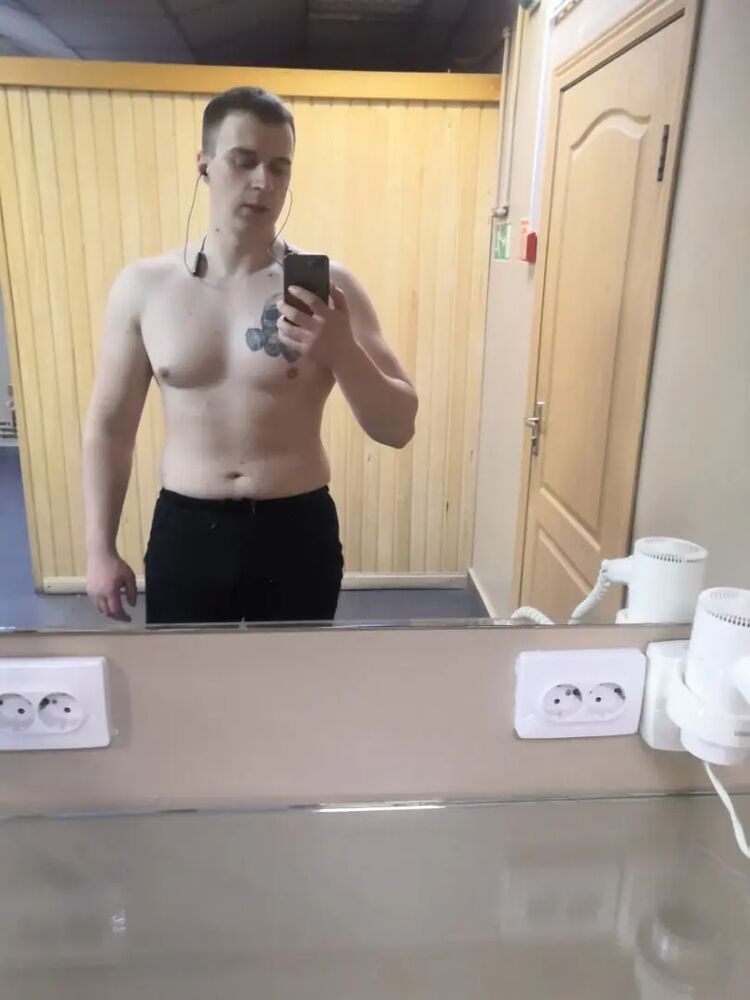  31044447  Furtov, 27 ,    