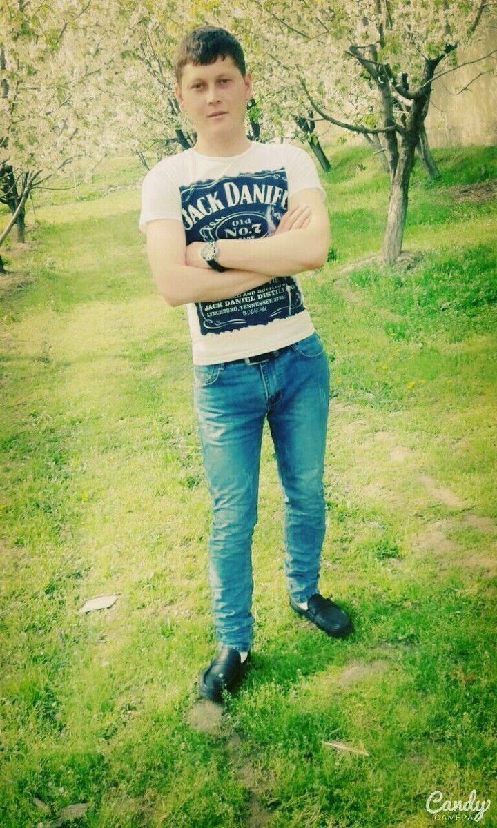  9868667  Shuxrat, 31 ,    