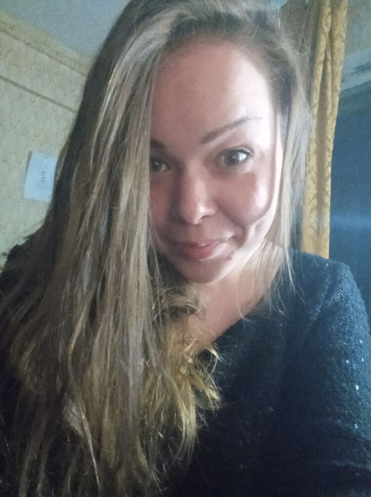  37704187  , 28 ,    