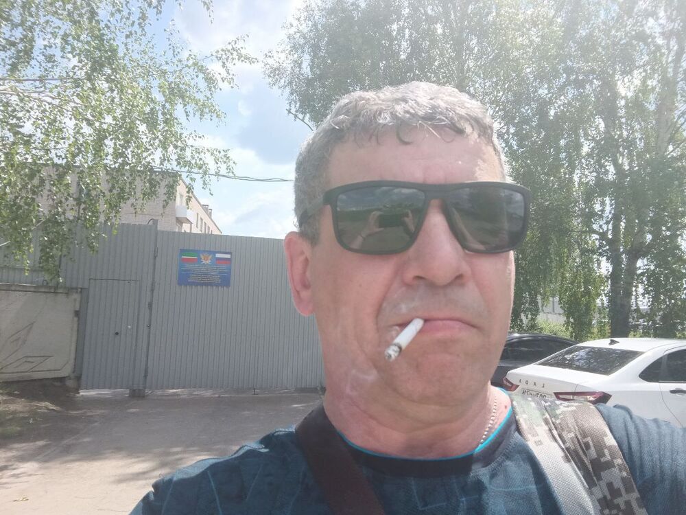  46903067  , 51 ,    