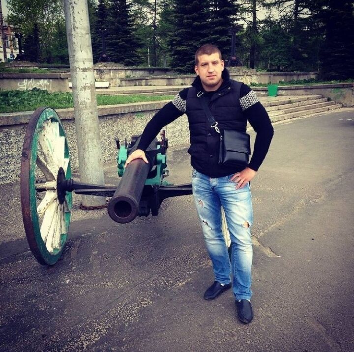  25762427  , 30 ,    