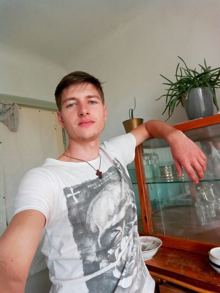  ,   Hito, 31 ,   
