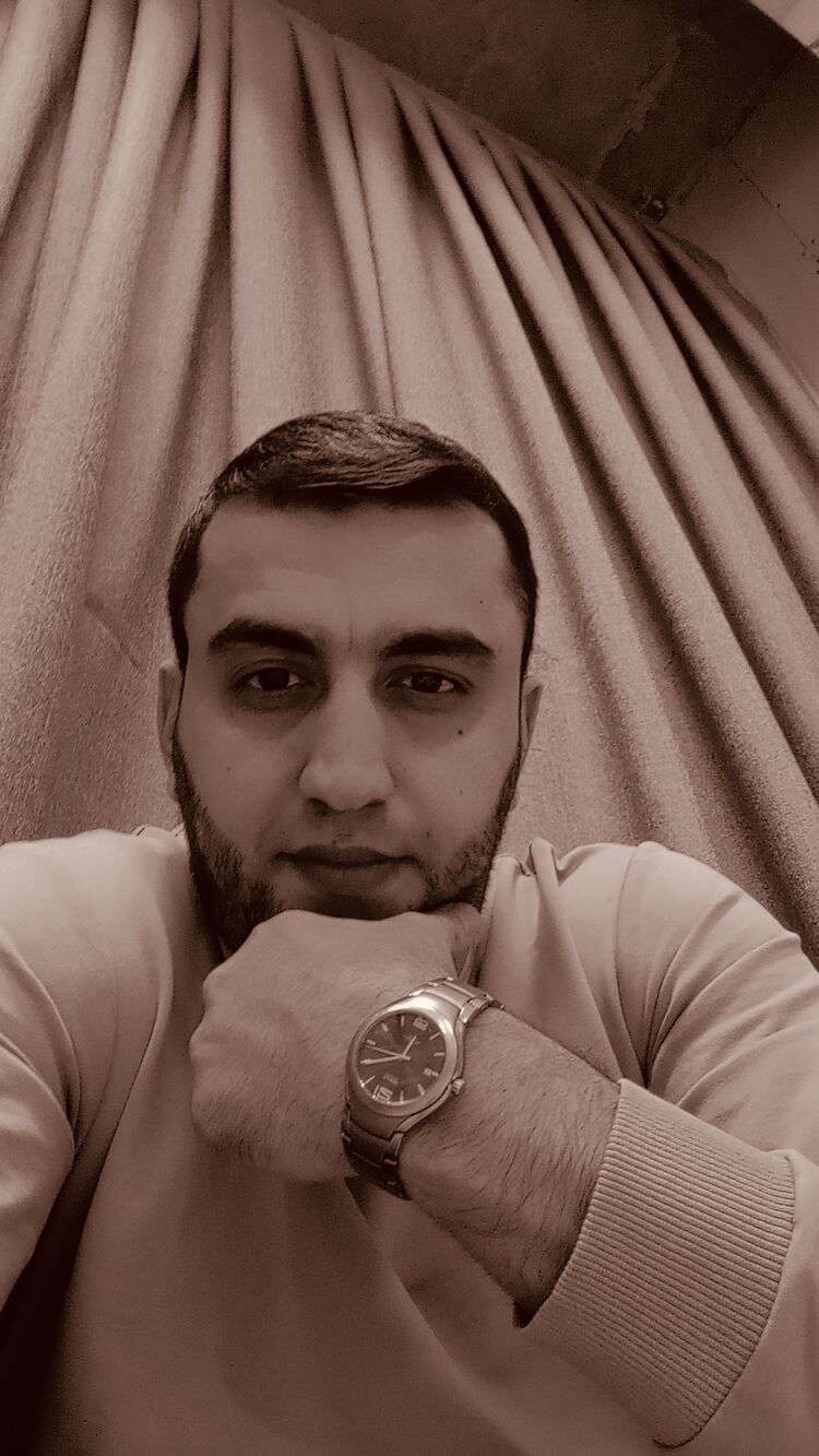  52058477  , 33 ,    