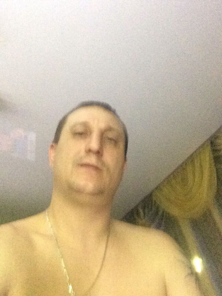  ,   Oleg, 44 ,   ,   , c 