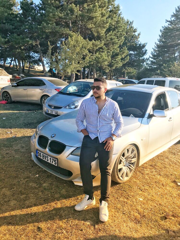  30555127  Burak, 2 ,    