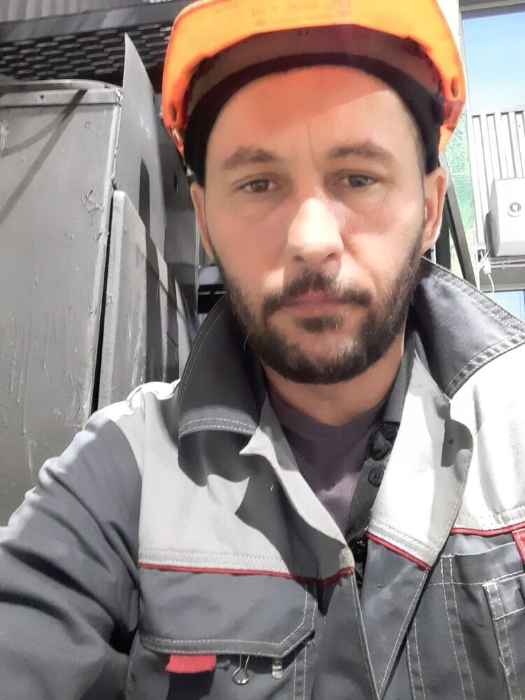  54718637  Prizrak, 35 ,    