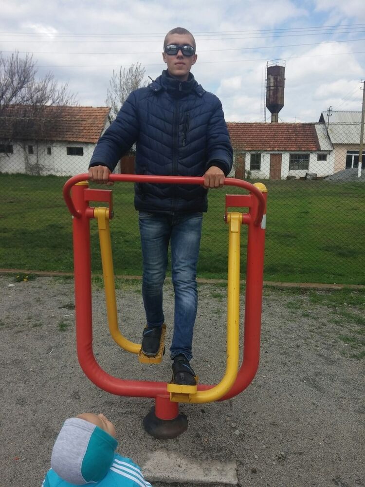  10874297  , 28 ,    